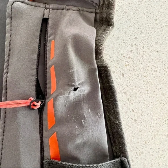 Nathan VaporKrar Running Vest - Picture 4 of 5